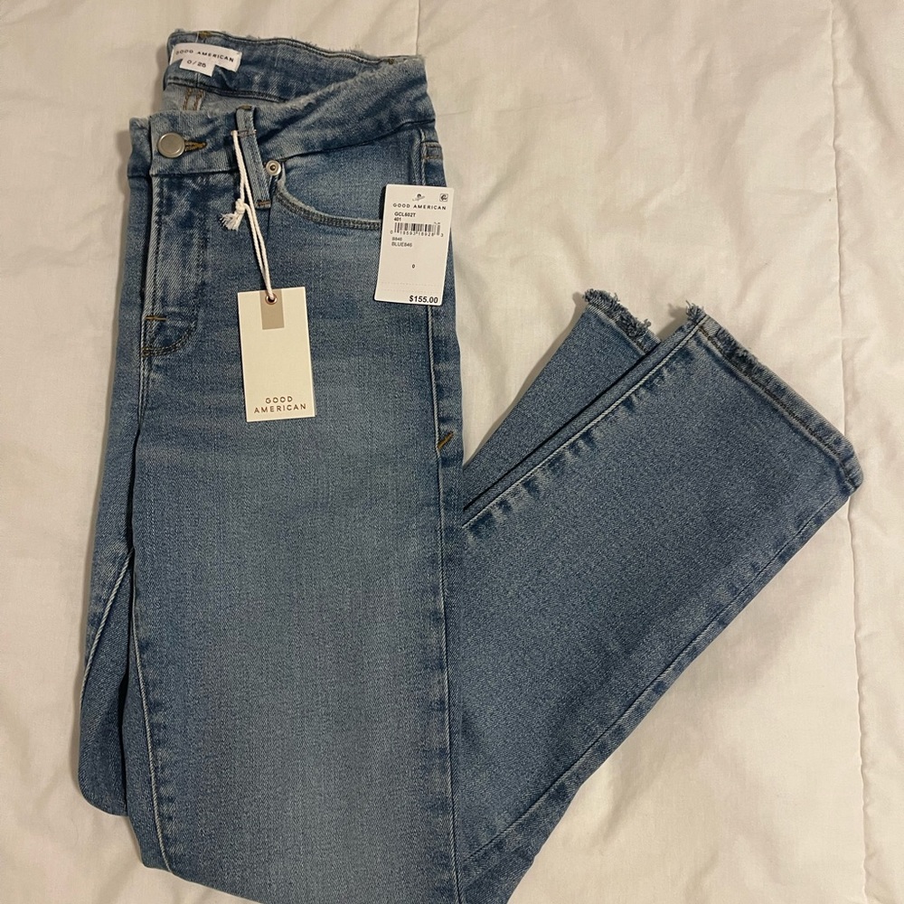 Good American, Good Classic Jeans.